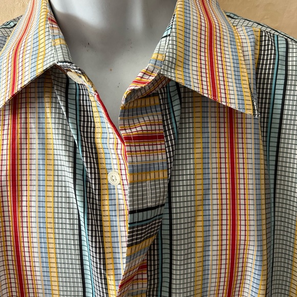 Robert Graham size 2XL 100% cotton
Long sleeves with contrasting button cuffs - Picture 8 of 9